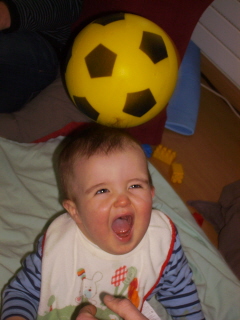 D�ja un grand sp�cialiste des t�tes!