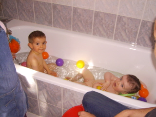 Mon premier bain avec Noah!