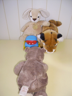 Fin de la guerre des doudous : l'hippopotame rend les armes...