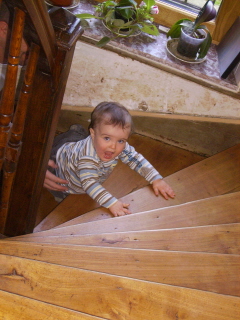 Le 20 mai 2008, je monte pour la 1�re fois les escaliers...et le fais tout seul!