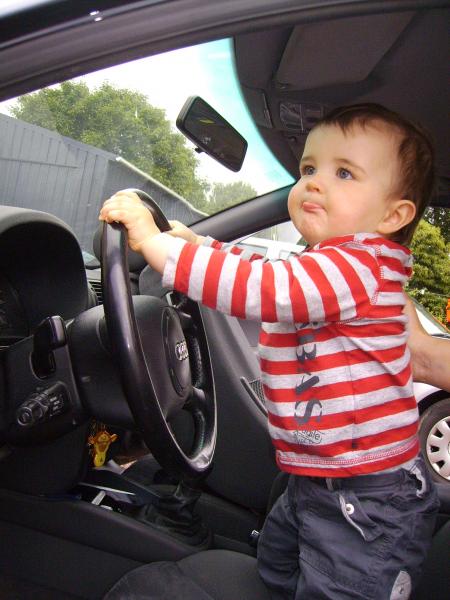 Debout, je vois mieux!