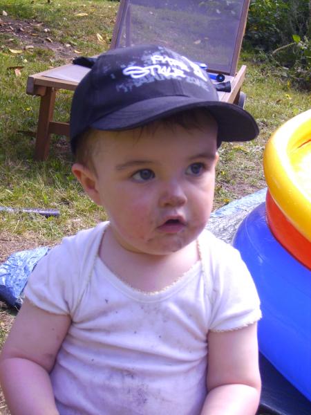 Comme c'�tait une journ�e de folie, j'en ai profit� pour go�ter la terre...