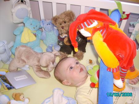 Tiens, y'a un clown qui me regarde!