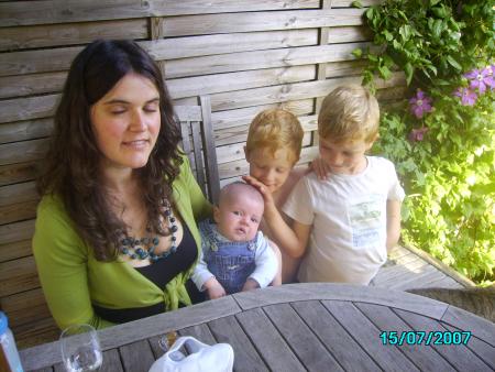 Ca sont mes 2 cousins Edern et Briac!