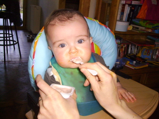 26 d�cembre...7 mois...et ma 2�me dent!